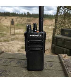 Оригинальная рация Motorola R7A VHF NKP (AES 256) с официальной лицензией AES-256✅ Защищенная DMR-связь, VHF 136–174 МГц, IP68, MIL-STD-810H и до 23 часов работы без подзарядки✅Надежный выбор для военных, охраны и профессиональных служб✅